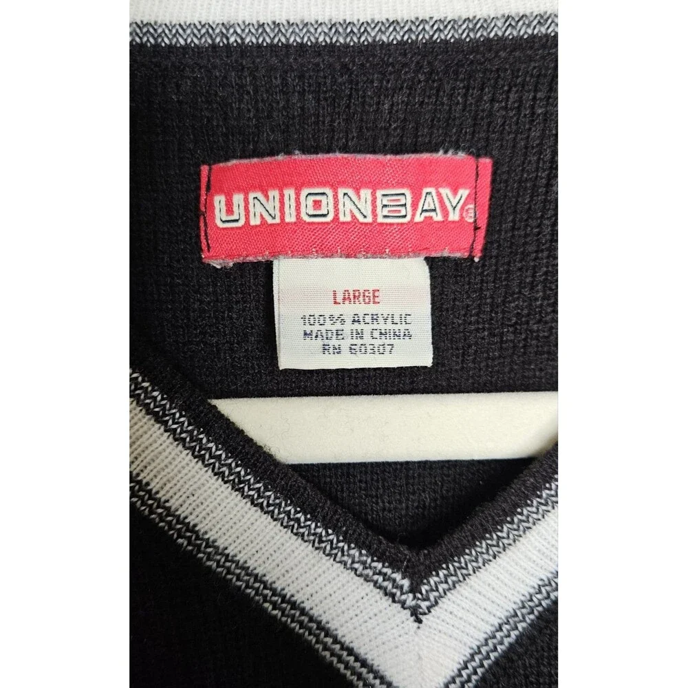 Unionbay Sweater Mens Large Black White Trim Long Sleeve V Neck Knit Casual Y2K